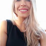 Profesora de inglés nativa, ofrece clases de preparación individualizada según necesidades y objetivos: refuerzo educativo o obtener los títulos A1/A2B1/B2/C1